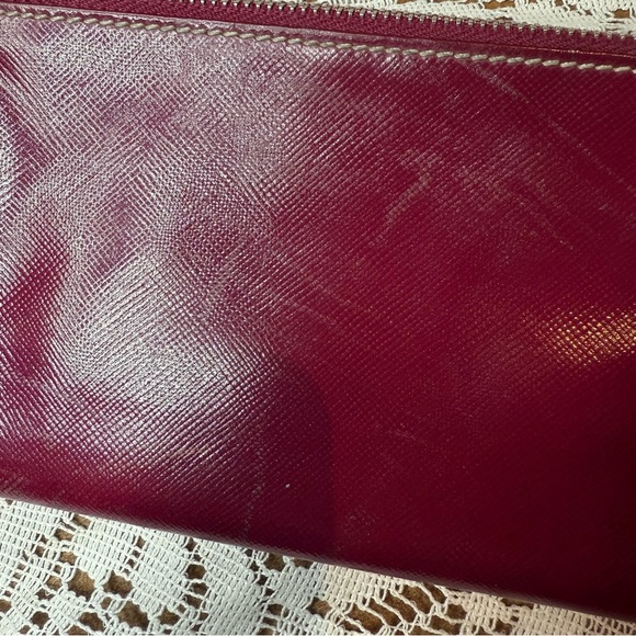 Dolce & Gabbana Burgundy Leather Wallet - Picture 12 of 12